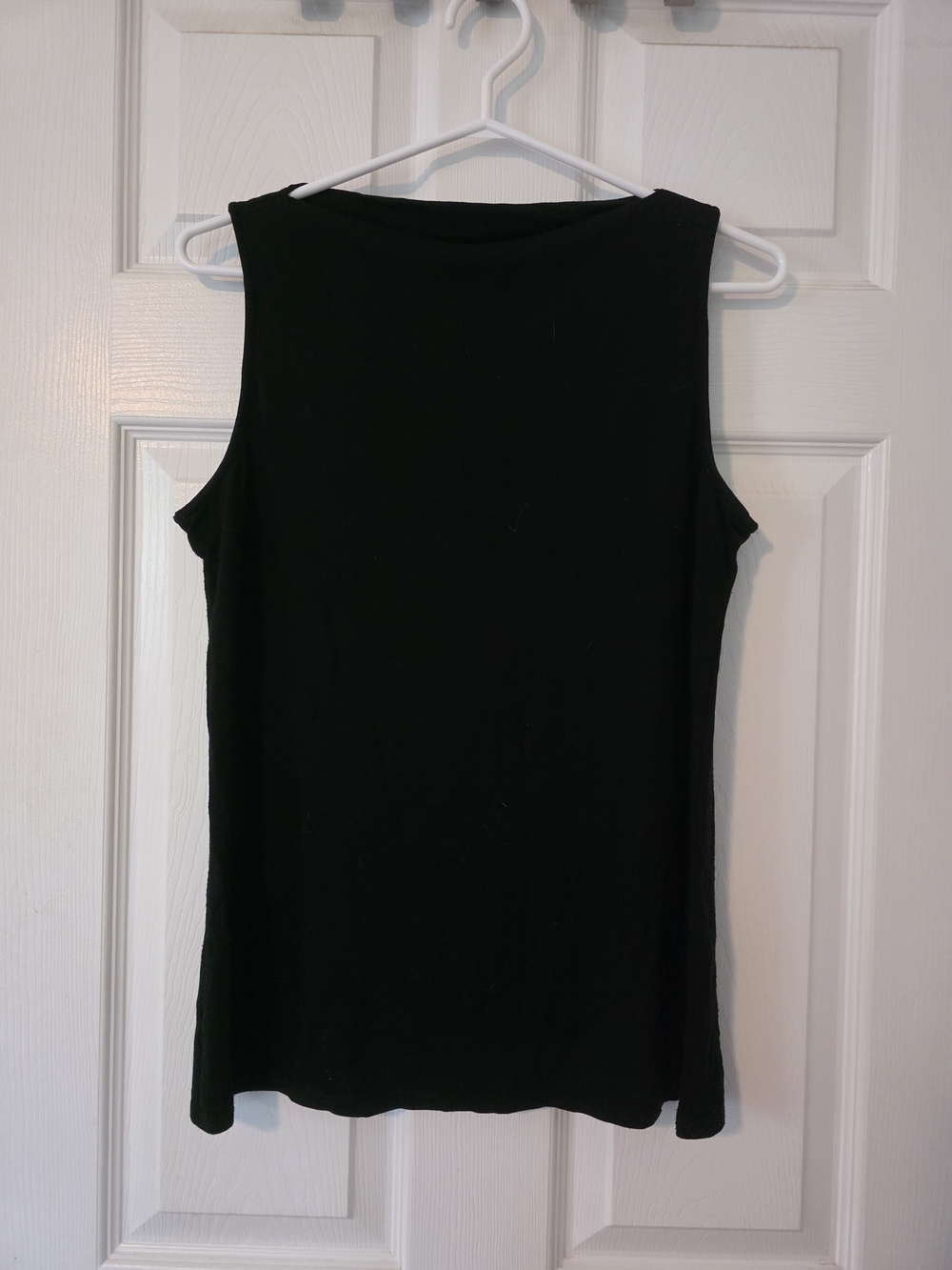 Sleeveless Women's Tank Top | Size Medium